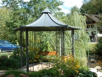 Pavillon vor unserer Pension